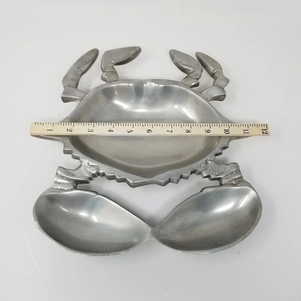 Wilton Armetale crab shape